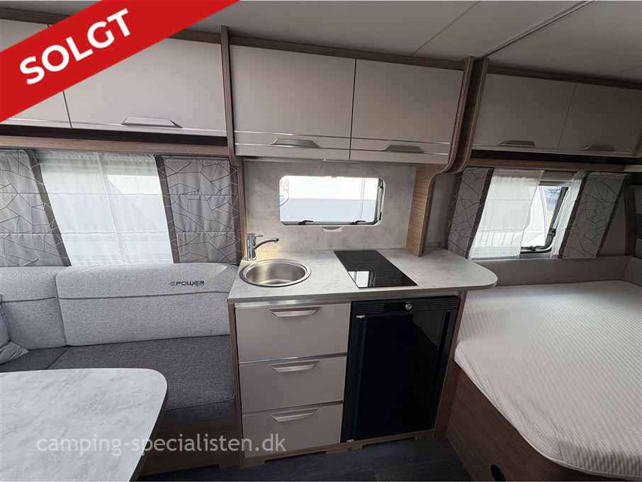 Knaus Sport 450 FU SPORT E POWER SELECTION Inkl. NYT Ventura 300 fortelt